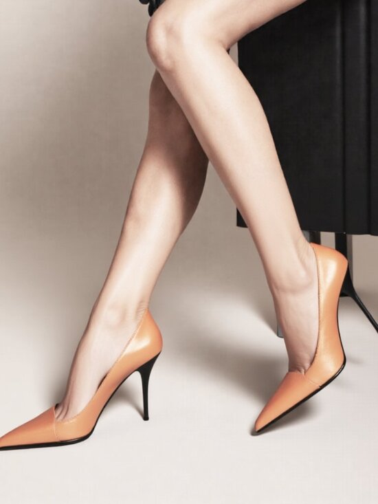 Teatro alla Scala Shoes - Italian Made Blush Nude Pointed Toe Pumps | Y2K Minimalist Sz 8